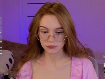 fymryn bongacams stream image