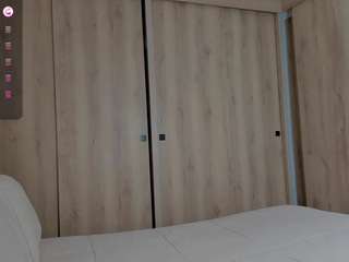 lauracriistina camsoda stream image