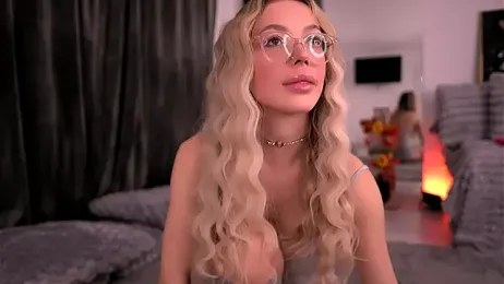 KylieJoyce stripchat stream image