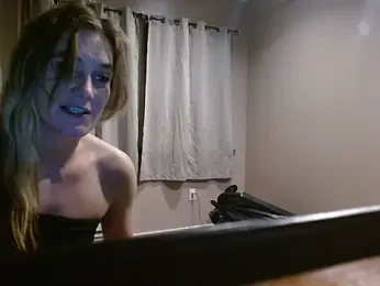 missymilf stripchat stream image