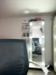 Emmily_19 stripchat stream image