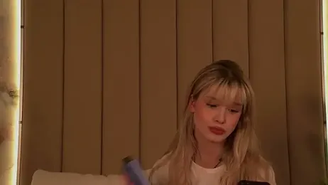 BellaSecrett stripchat stream image