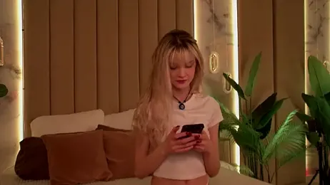 BellaSecrett stripchat stream image