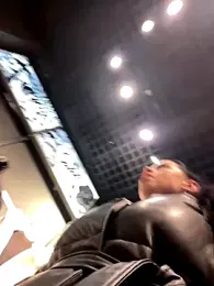 CrazzyChicks stripchat stream image