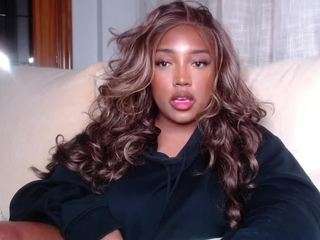 naommiscott camsoda stream image