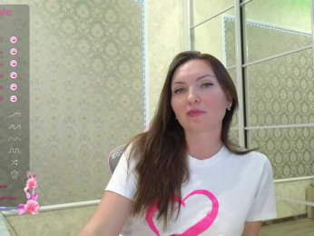 DIVORA bongacams stream image