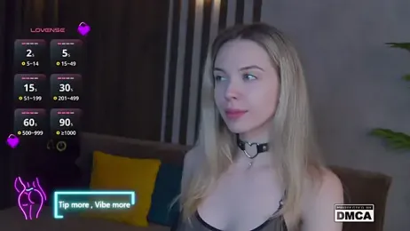 Holl1Would stripchat stream image