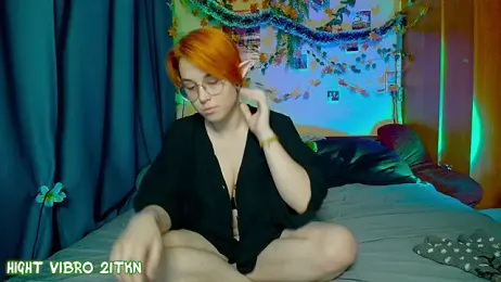 TrickyKitsune stripchat stream image, 04.12.2025 13:20