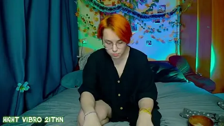 TrickyKitsune stripchat stream image, 04.12.2025 13:20