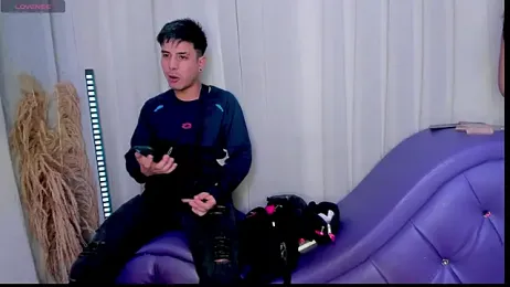 Yourslust_ stripchat stream image