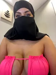 Amberonee31 stripchat stream image