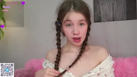 AmiLewis stripchat stream image