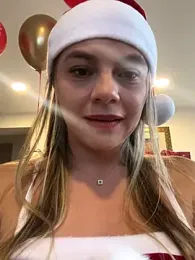 alicee16 stripchat stream image