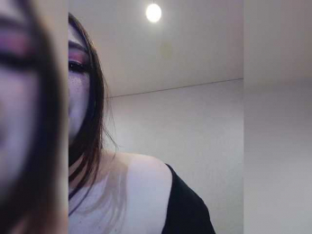 Jeanneen bongacams stream image