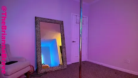 BriannaBrave stripchat stream image