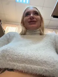 Milkyy_wway stripchat stream image