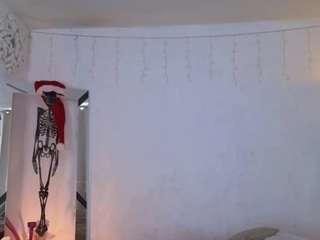 elissecinnamon camsoda stream image