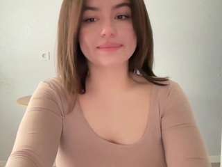 youramy camsoda stream image, 16.12.2025 06:00
