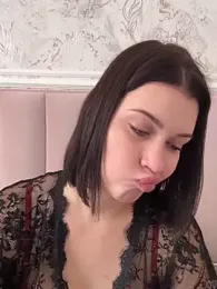 KikiWatson stripchat stream image