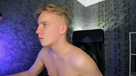 AlexxSweet stripchat stream image