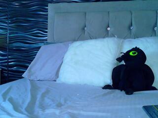 Amber Bull flirt4free stream image