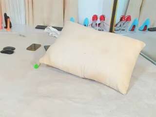 h0t-chocolate camsoda stream image