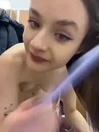 KittyQueeny stripchat stream image