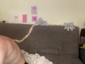 kittywithyou chaturbate stream image, 25.12.2025 12:40