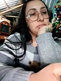 You-kitty2025 stripchat stream image