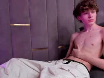 curlytwinkboy chaturbate stream image