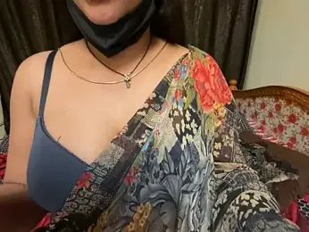 LouleyRanii stripchat stream image