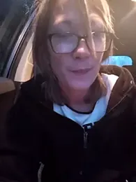 Timide_girl2 stripchat stream image