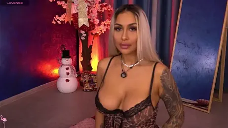 GoldenAmber stripchat stream image