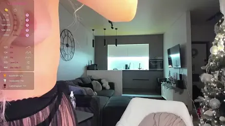 Juicy_Bella stripchat stream image