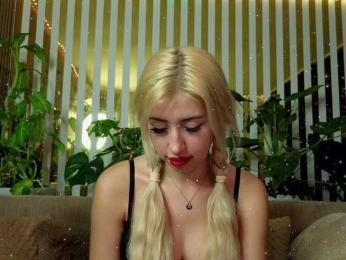 FlowwwerGirl bongacams stream image