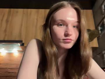 nloraaa chaturbate stream image