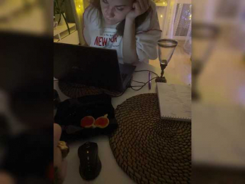 YuGoVi bongacams stream image