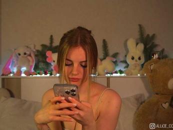 AliceCost bongacams stream image