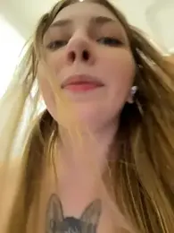 Sunny___Bunny stripchat stream image