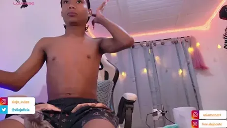 alejo_cute stripchat stream image