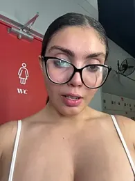 zui_lu stripchat stream image