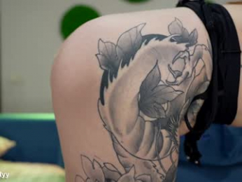 mia_cloudy chaturbate stream image