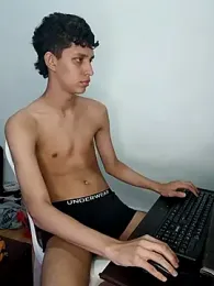 Alayn_sexy_ayes stripchat stream image