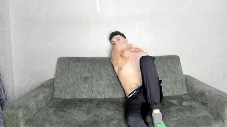 pelusos_mens stripchat stream image