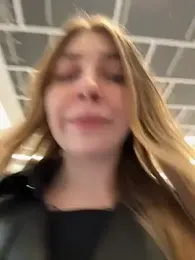 Sunny___Bunny stripchat stream image