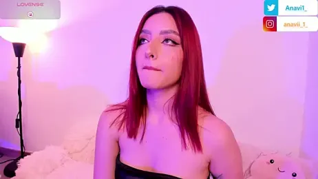 Anavi_ stripchat stream image