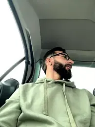 Michel_huge stripchat stream image