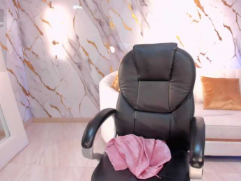 LeahJones bongacams stream image