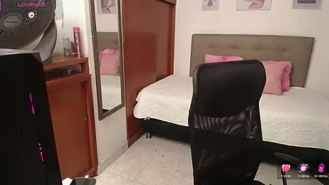 Miley_Baker stripchat stream image