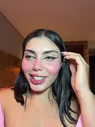 zui_lu stripchat stream image